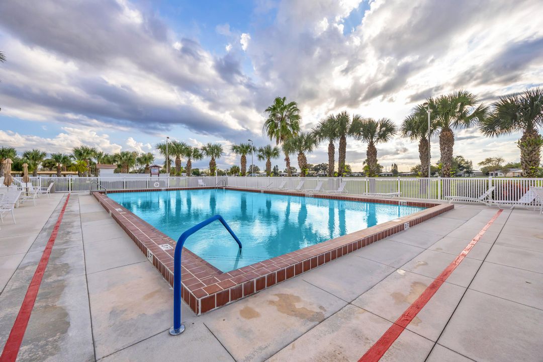 待售: $239,900 (3 贝兹, 2 浴室, 1767 平方英尺)