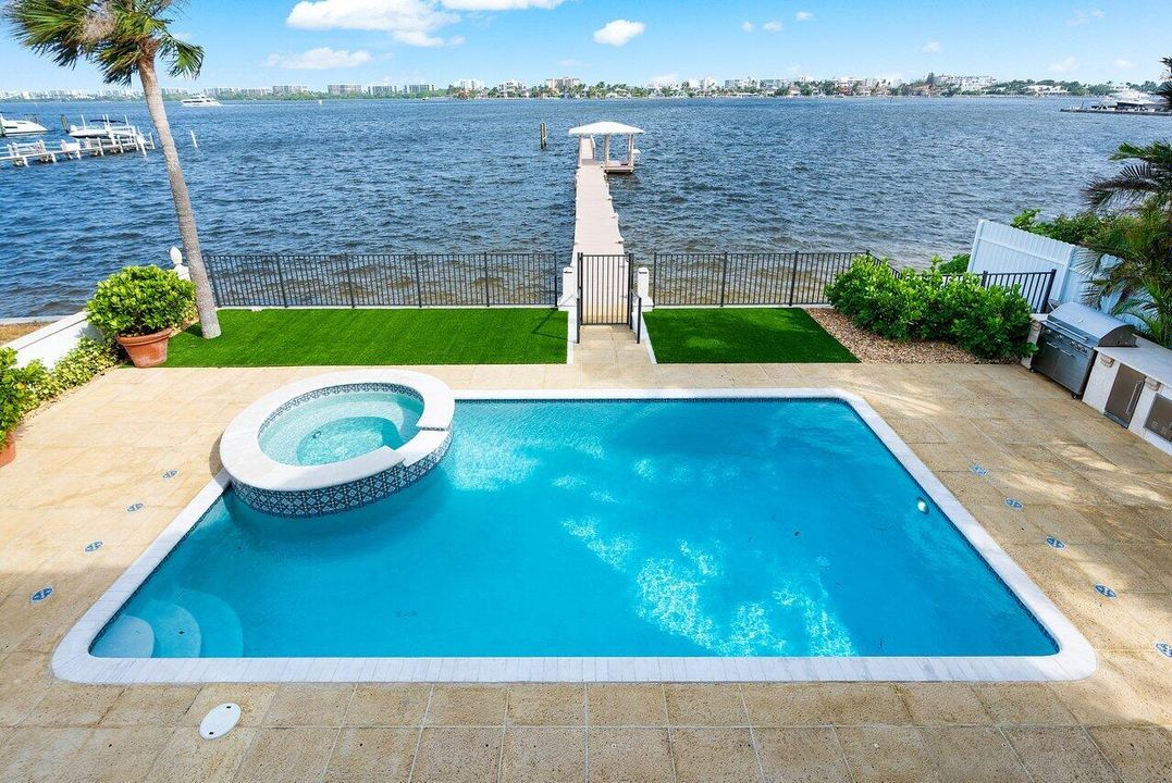 出租: $35,000 (4 贝兹, 4 浴室, 4157 平方英尺)