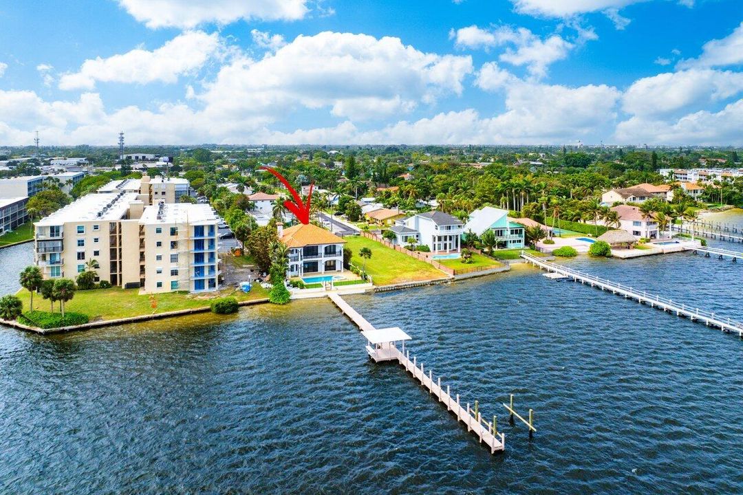 出租: $35,000 (4 贝兹, 4 浴室, 4157 平方英尺)