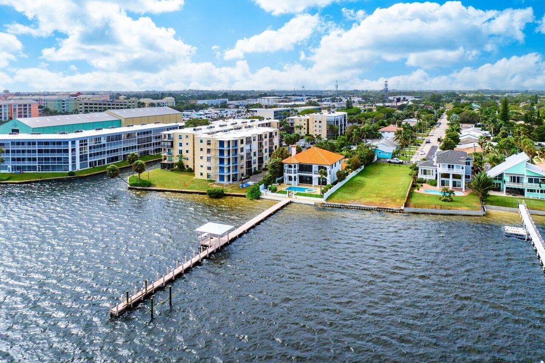 出租: $35,000 (4 贝兹, 4 浴室, 4157 平方英尺)