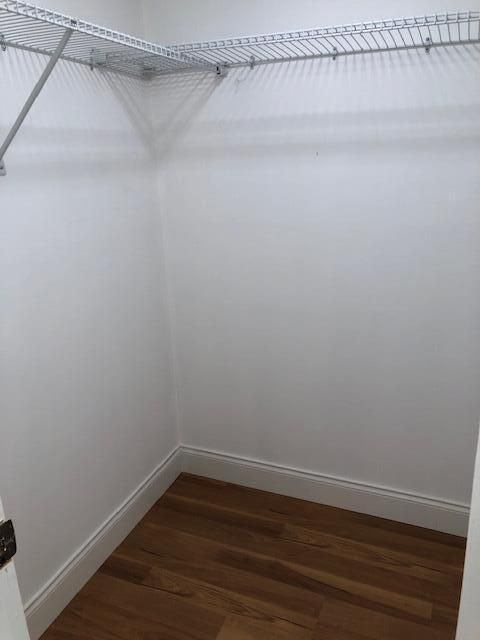 For Rent: $1,700 (1 beds, 1 baths, 741 Square Feet)