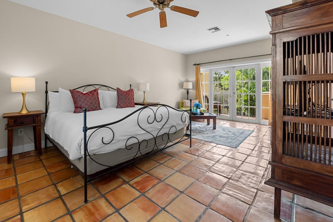 For Sale: $6,250,000 (10 beds, 9 baths, 6245 Square Feet)