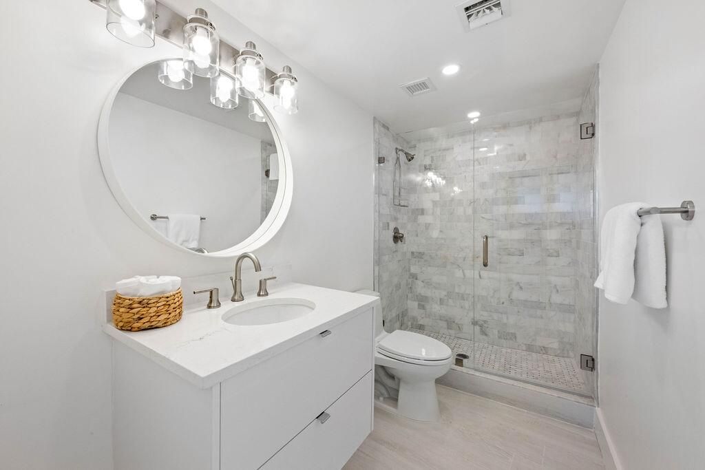 待售: $1,895,000 (2 贝兹, 2 浴室, 1323 平方英尺)