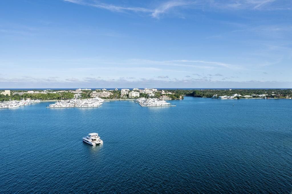 待售: $1,895,000 (2 贝兹, 2 浴室, 1323 平方英尺)