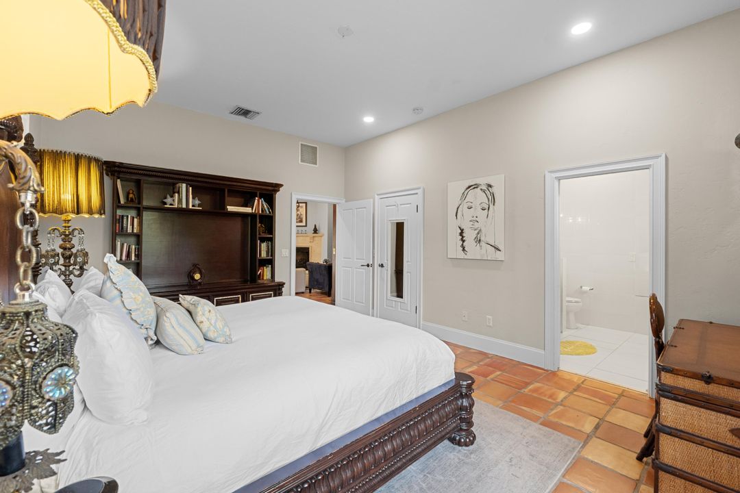 For Sale: $6,250,000 (10 beds, 9 baths, 6245 Square Feet)