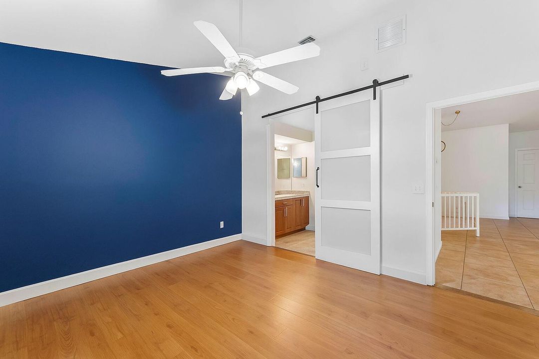 For Sale: $254,000 (3 beds, 2 baths, 1096 Square Feet)