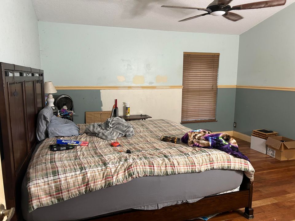 合同活跃: $529,000 (3 贝兹, 2 浴室, 2000 平方英尺)