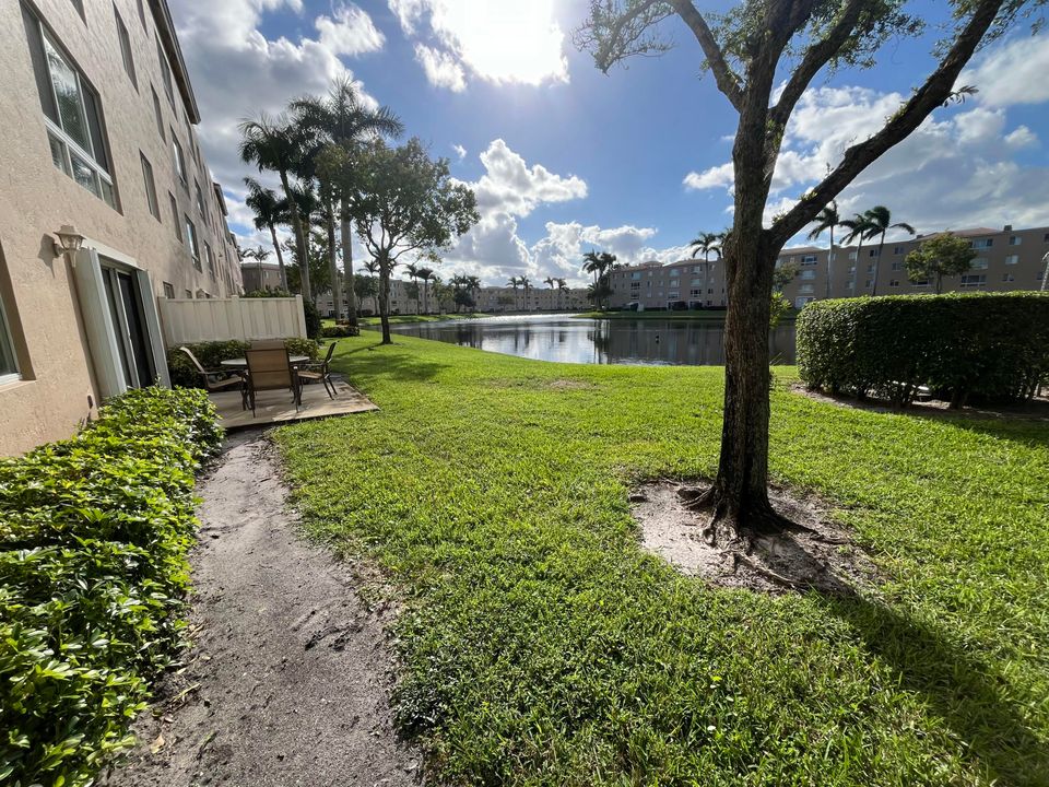 For Sale: $269,000 (3 beds, 2 baths, 1869 Square Feet)