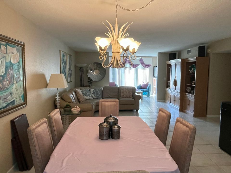 For Sale: $269,000 (3 beds, 2 baths, 1869 Square Feet)