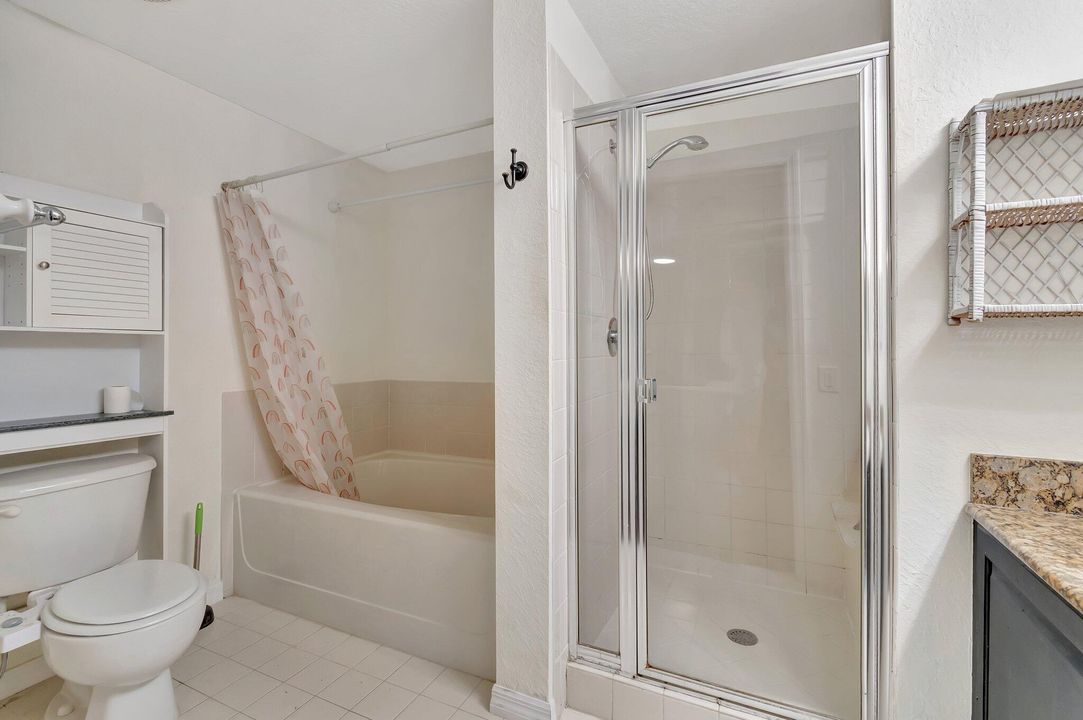 For Rent: $3,600 (2 beds, 2 baths, 1304 Square Feet)