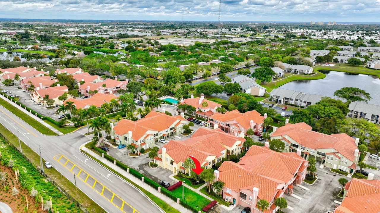 For Rent: $3,600 (2 beds, 2 baths, 1304 Square Feet)