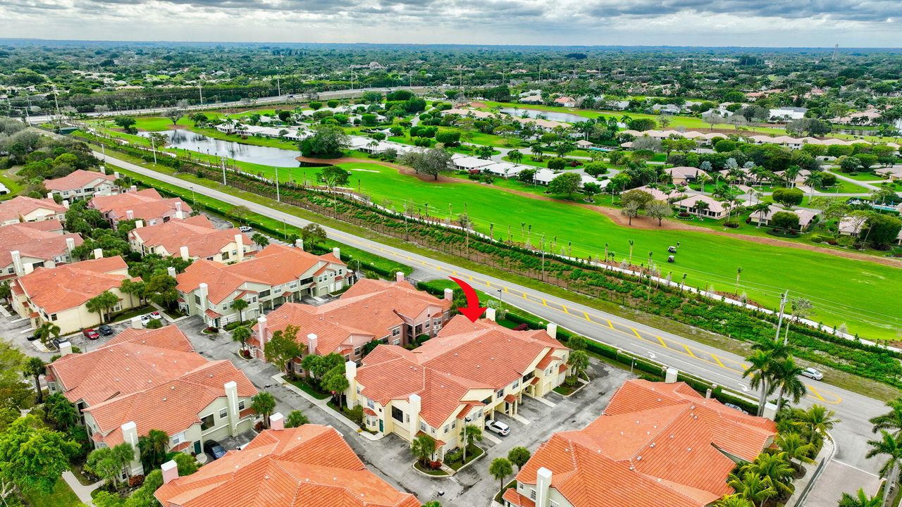 For Rent: $3,600 (2 beds, 2 baths, 1304 Square Feet)