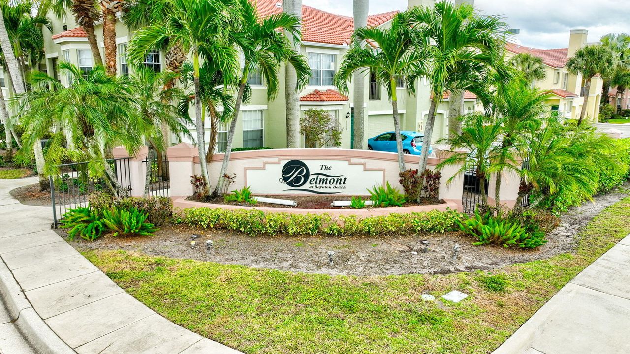 For Rent: $3,600 (2 beds, 2 baths, 1304 Square Feet)