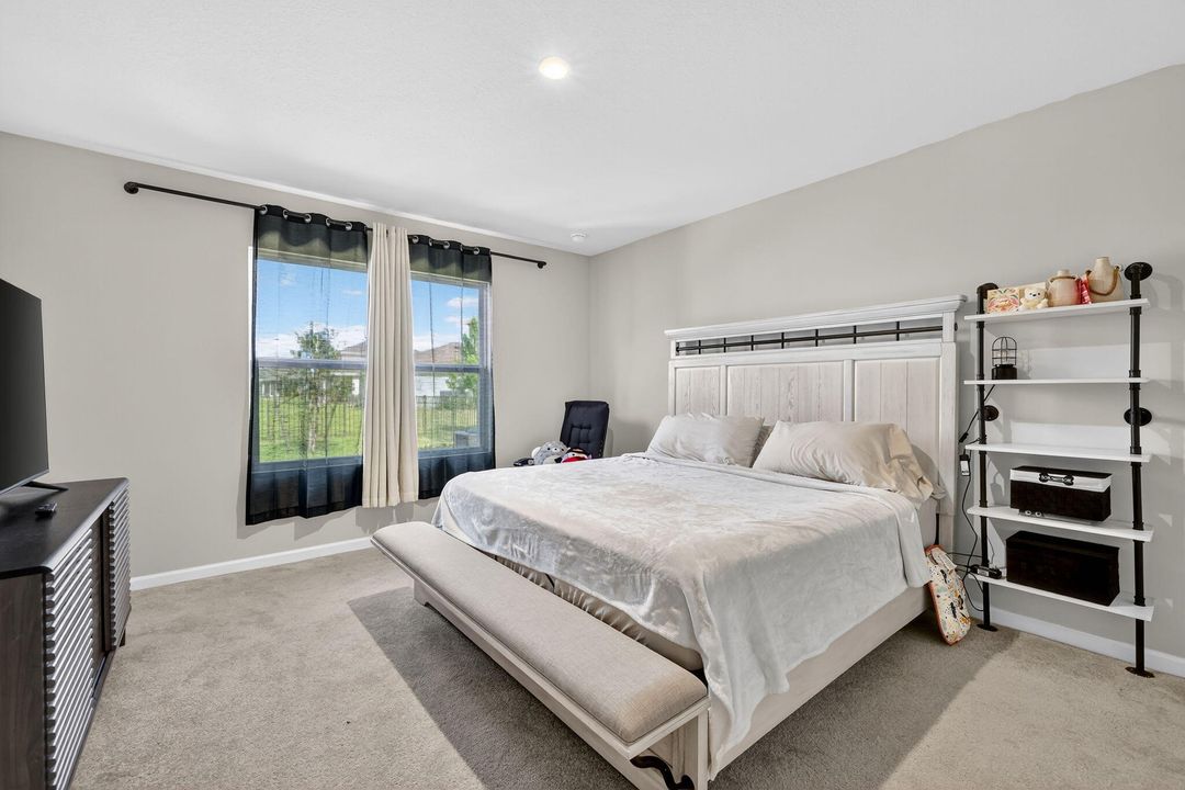 For Sale: $335,000 (3 beds, 2 baths, 1503 Square Feet)