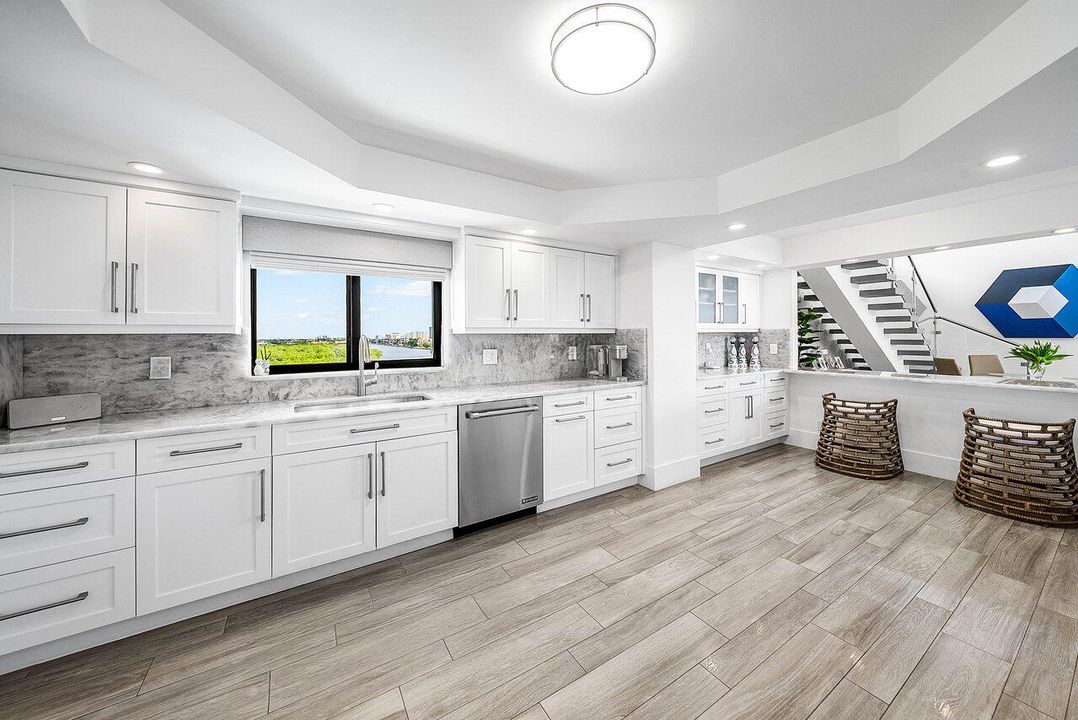 For Sale: $2,500,000 (2 beds, 3 baths, 3227 Square Feet)