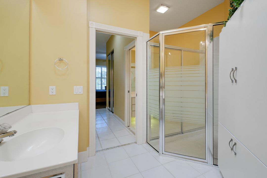 For Sale: $374,900 (3 beds, 2 baths, 1849 Square Feet)