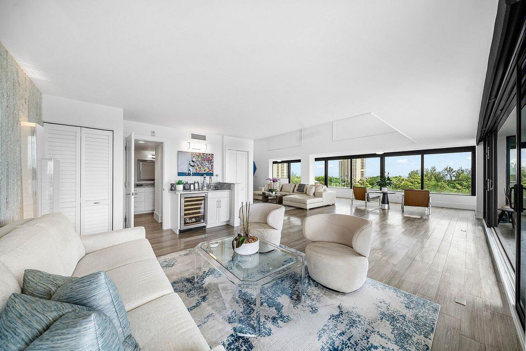 For Sale: $2,500,000 (2 beds, 3 baths, 3227 Square Feet)