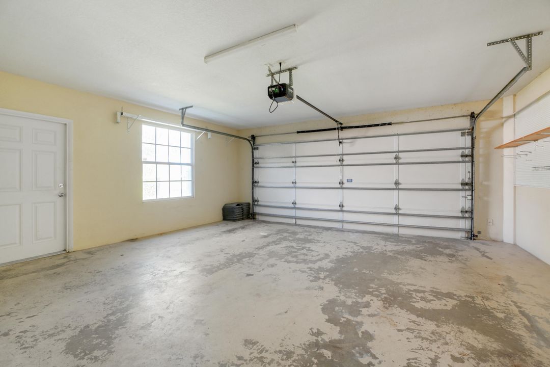 For Sale: $374,900 (3 beds, 2 baths, 1849 Square Feet)