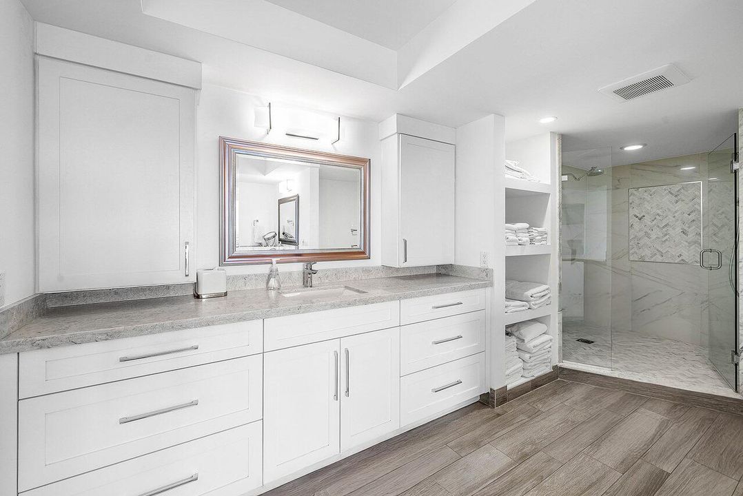 For Sale: $2,500,000 (2 beds, 3 baths, 3227 Square Feet)