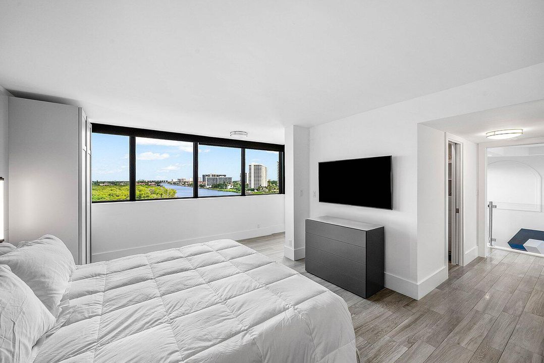 For Sale: $2,500,000 (2 beds, 3 baths, 3227 Square Feet)