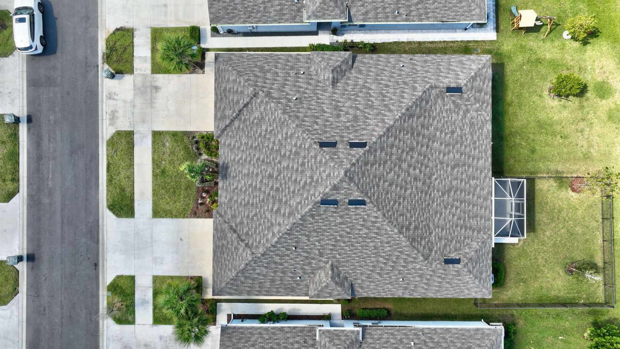 For Sale: $335,000 (3 beds, 2 baths, 1503 Square Feet)