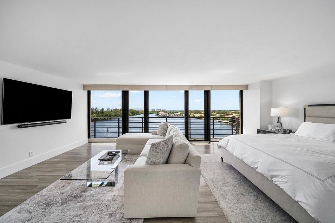 For Sale: $2,500,000 (2 beds, 3 baths, 3227 Square Feet)