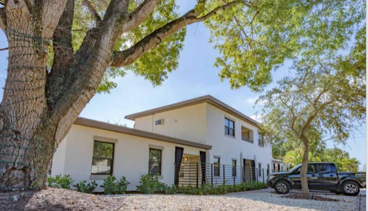 Под контрактом: $1,850 (1 спален, 1 ванн, 622 Квадратных фут)