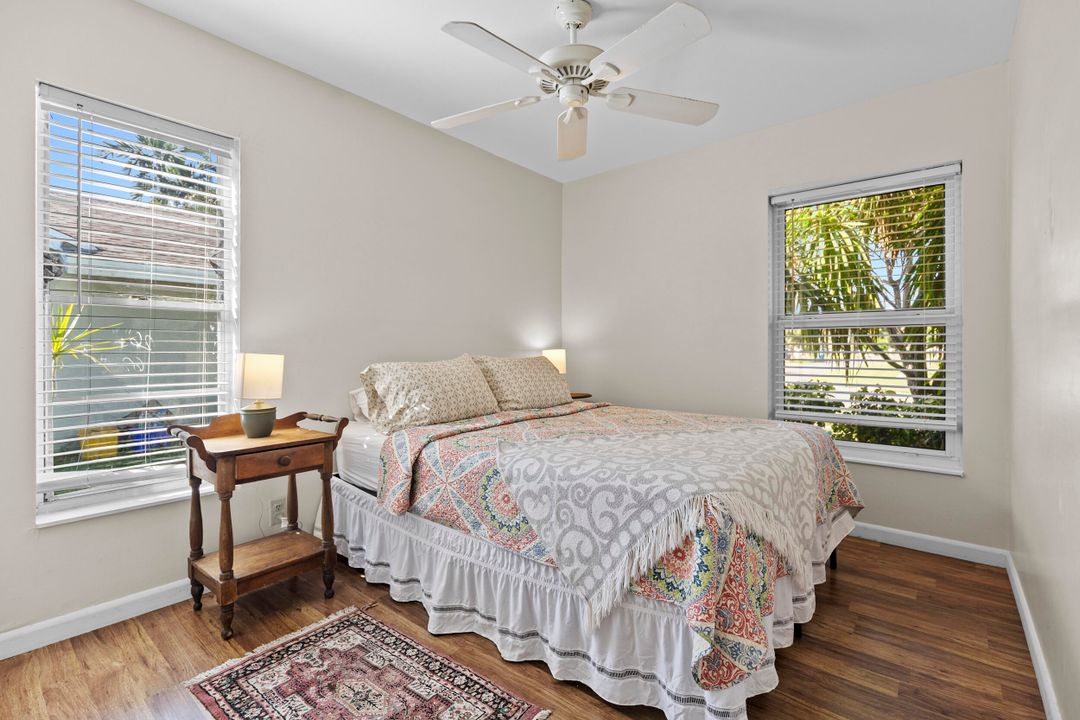 Active With Contract: $600,000 (4 beds, 2 baths, 1548 Square Feet)