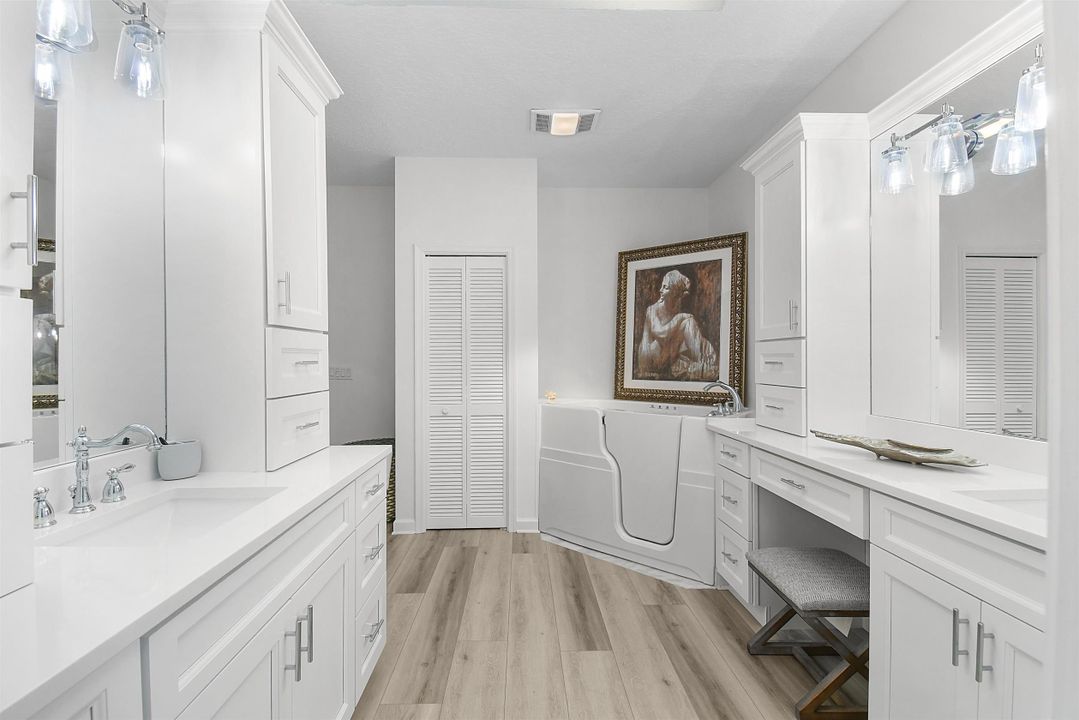 For Sale: $699,900 (3 beds, 2 baths, 2377 Square Feet)