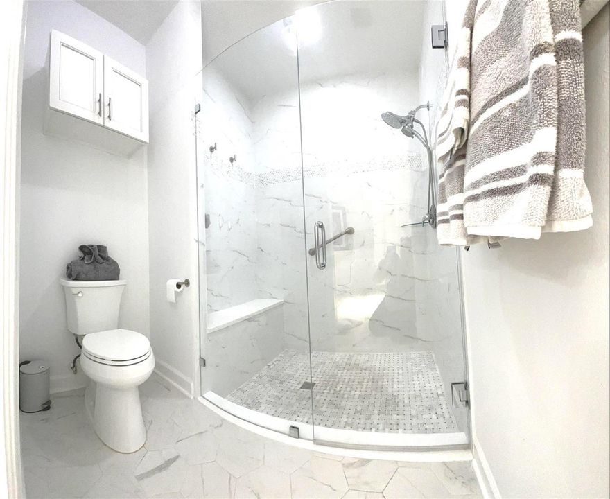 For Sale: $699,900 (3 beds, 2 baths, 2377 Square Feet)