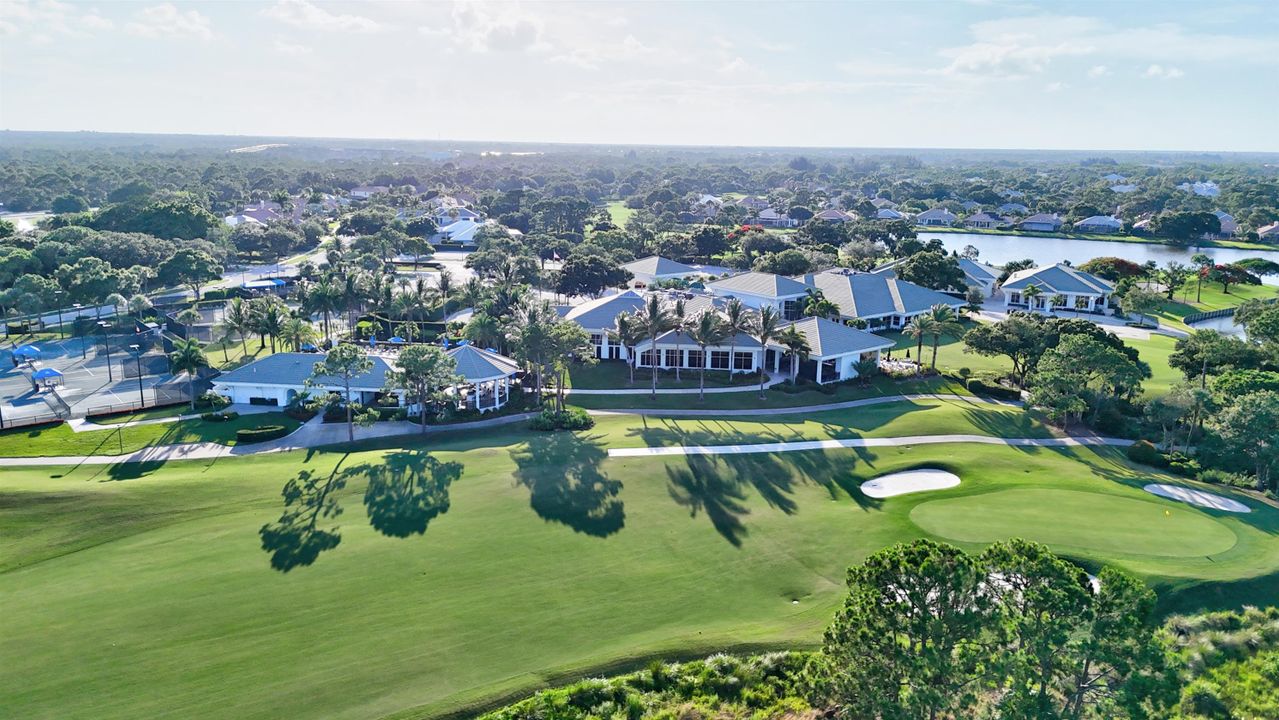 For Sale: $699,900 (3 beds, 2 baths, 2377 Square Feet)