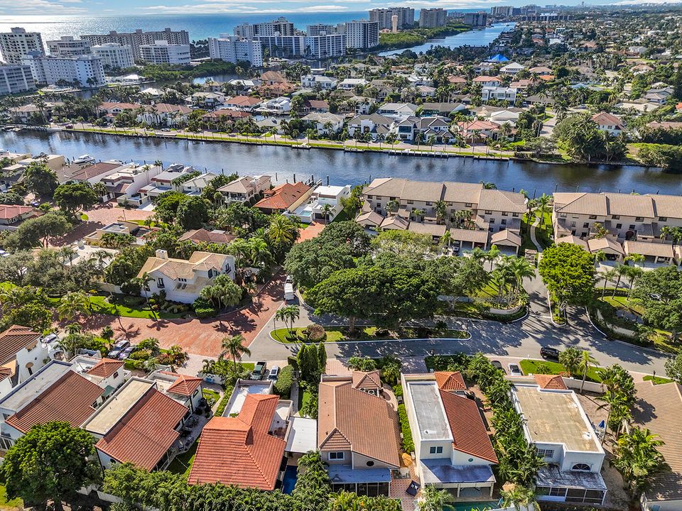 For Sale: $1,189,000 (3 beds, 2 baths, 2038 Square Feet)