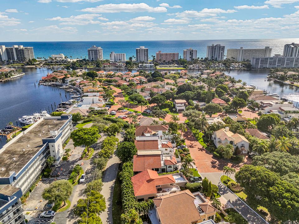 For Sale: $1,189,000 (3 beds, 2 baths, 2038 Square Feet)