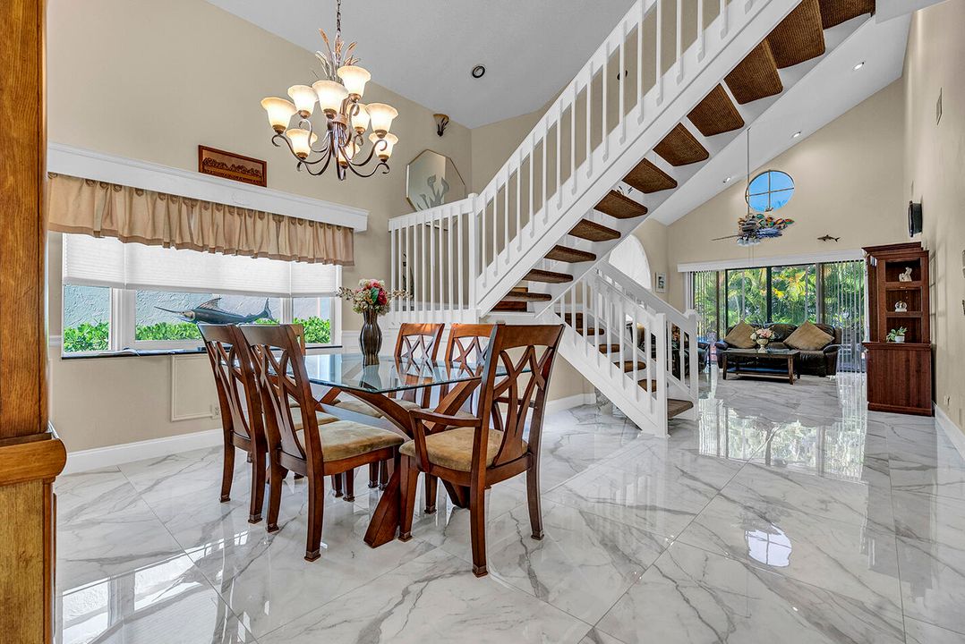 For Sale: $1,189,000 (3 beds, 2 baths, 2038 Square Feet)