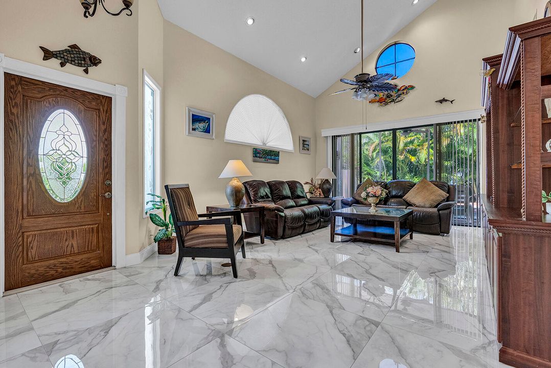 For Sale: $1,189,000 (3 beds, 2 baths, 2038 Square Feet)