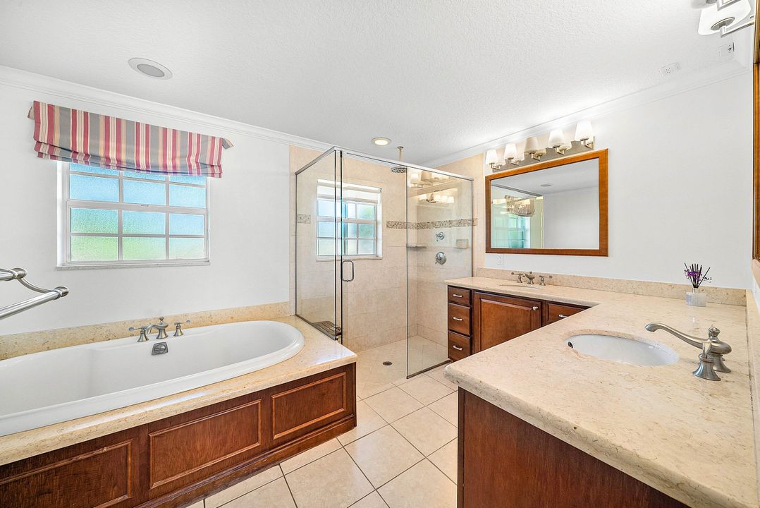 Active With Contract: $935,000 (4 beds, 4 baths, 3151 Square Feet)