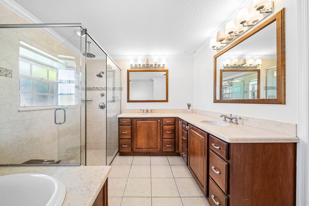 Active With Contract: $935,000 (4 beds, 4 baths, 3151 Square Feet)