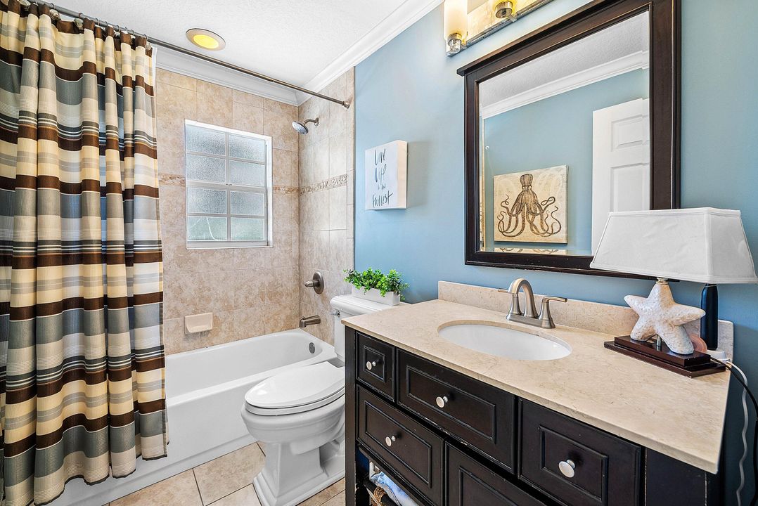 Active With Contract: $935,000 (4 beds, 4 baths, 3151 Square Feet)