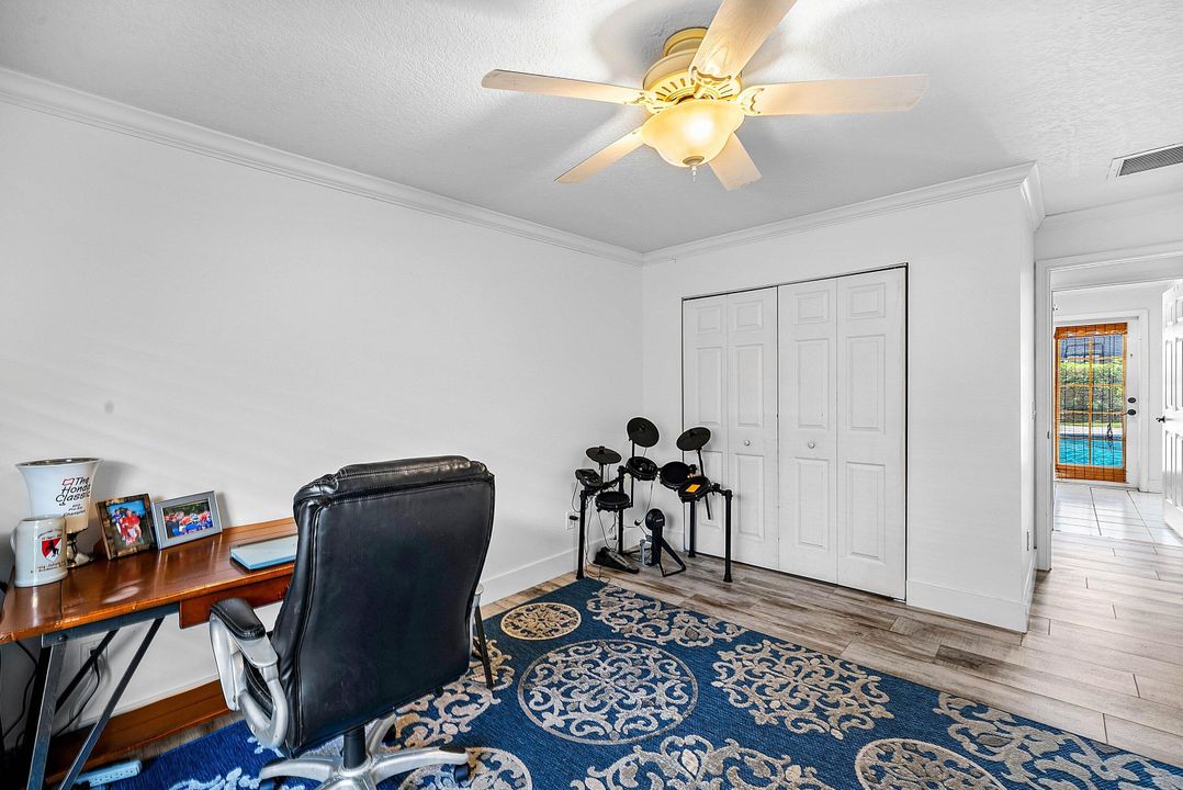 Active With Contract: $935,000 (4 beds, 4 baths, 3151 Square Feet)