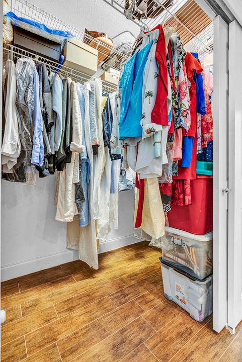 For Sale: $1,189,000 (3 beds, 2 baths, 2038 Square Feet)