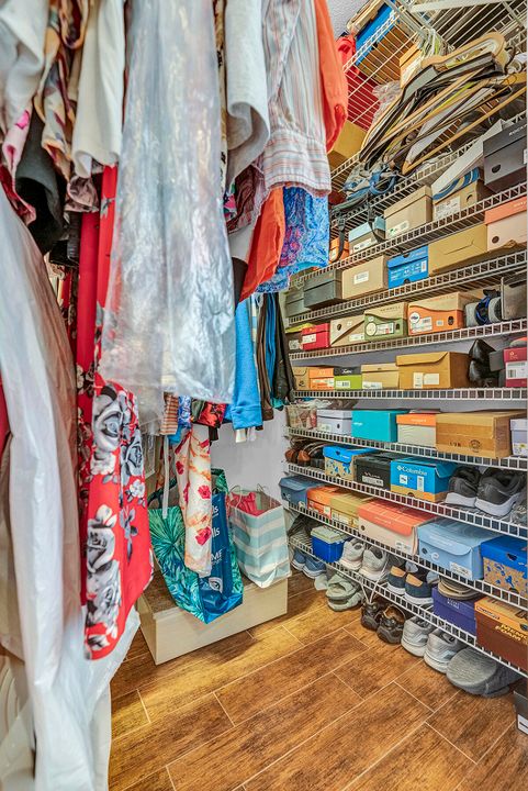 For Sale: $1,189,000 (3 beds, 2 baths, 2038 Square Feet)