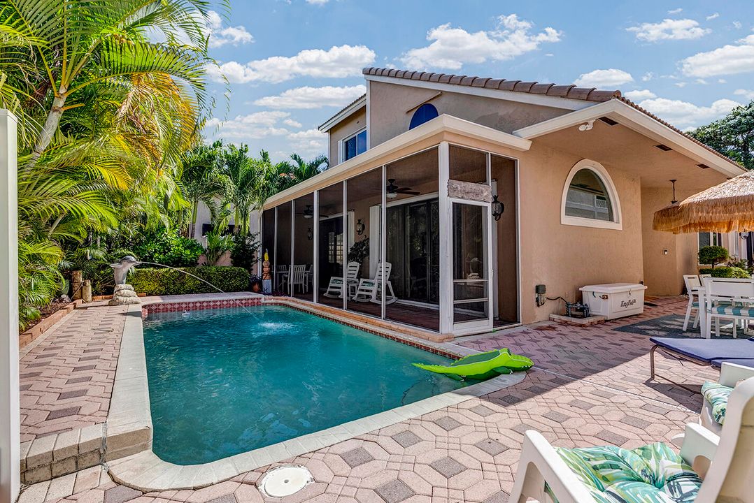 For Sale: $1,189,000 (3 beds, 2 baths, 2038 Square Feet)