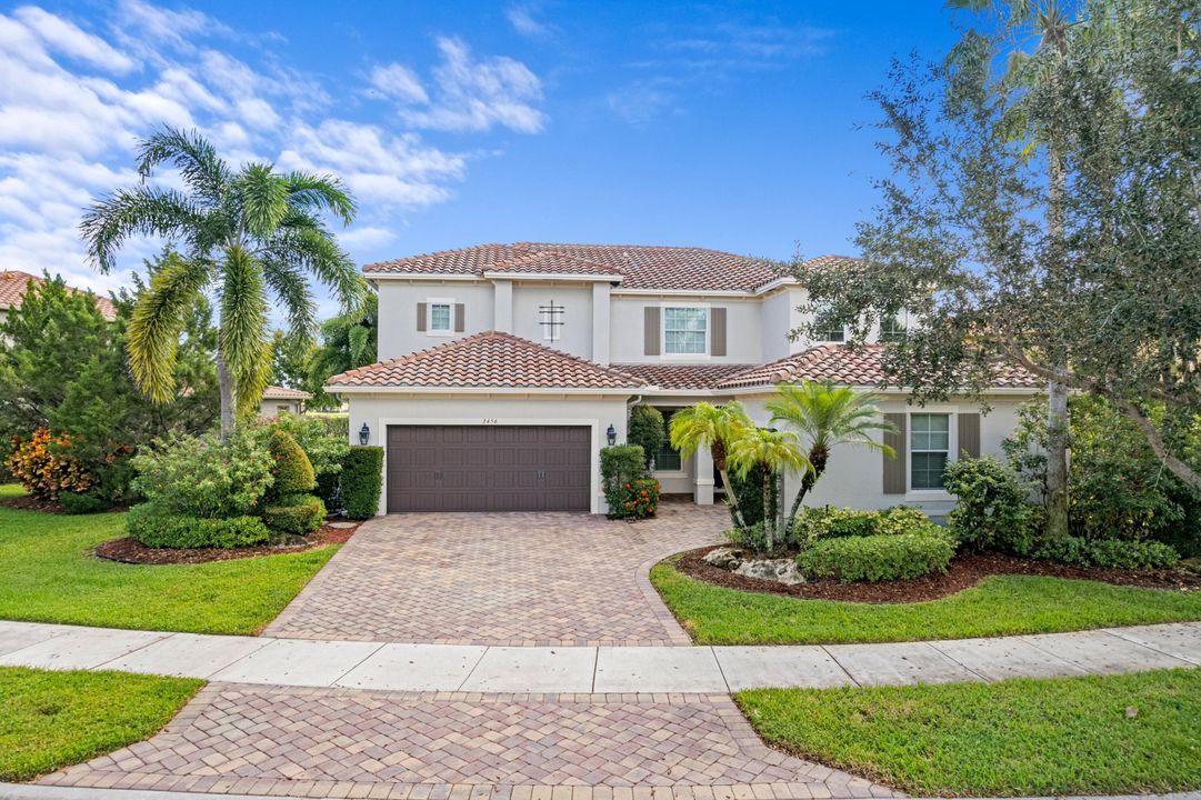 Recently Sold: $840,000 (5 beds, 4 baths, 3013 Square Feet)