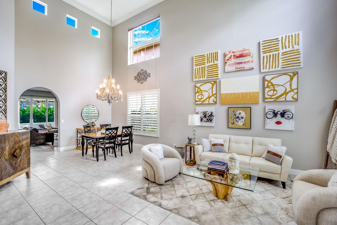 For Sale: $749,900 (4 beds, 2 baths, 2476 Square Feet)