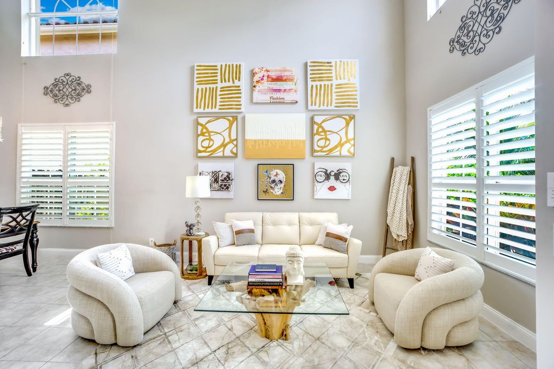 For Sale: $749,900 (4 beds, 2 baths, 2476 Square Feet)