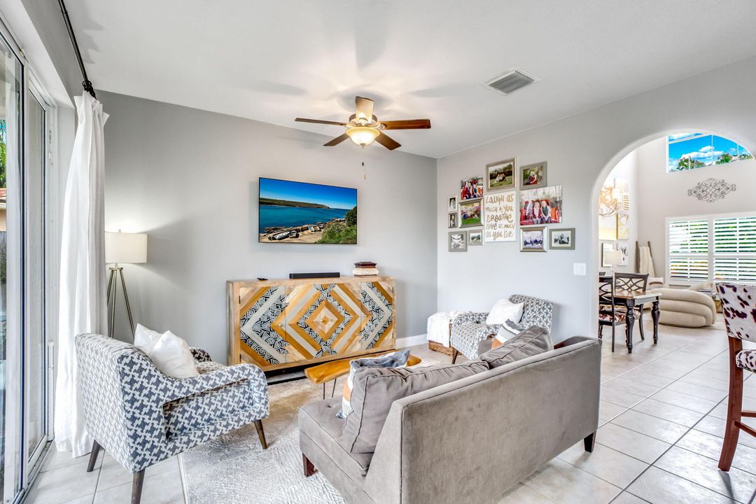 For Sale: $749,900 (4 beds, 2 baths, 2476 Square Feet)