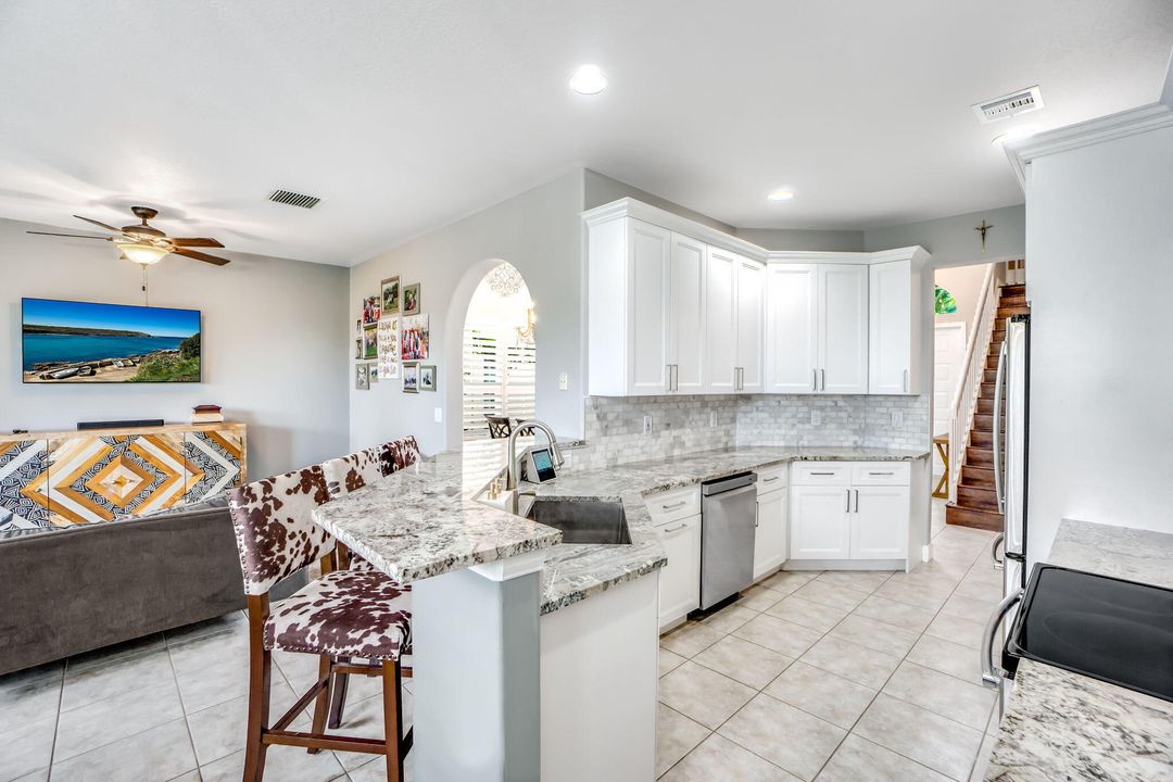 For Sale: $749,900 (4 beds, 2 baths, 2476 Square Feet)