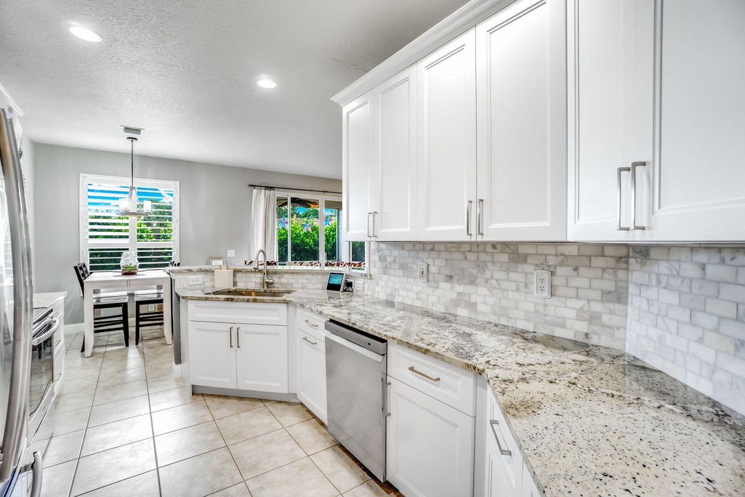 For Sale: $749,900 (4 beds, 2 baths, 2476 Square Feet)