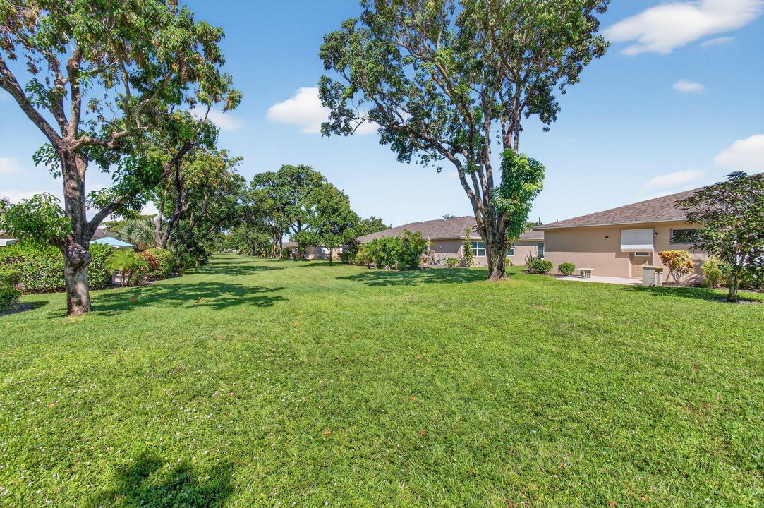 待售: $224,000 (2 贝兹, 2 浴室, 1137 平方英尺)