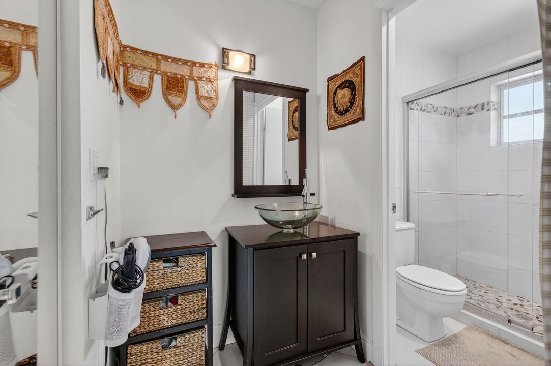 待售: $224,000 (2 贝兹, 2 浴室, 1137 平方英尺)